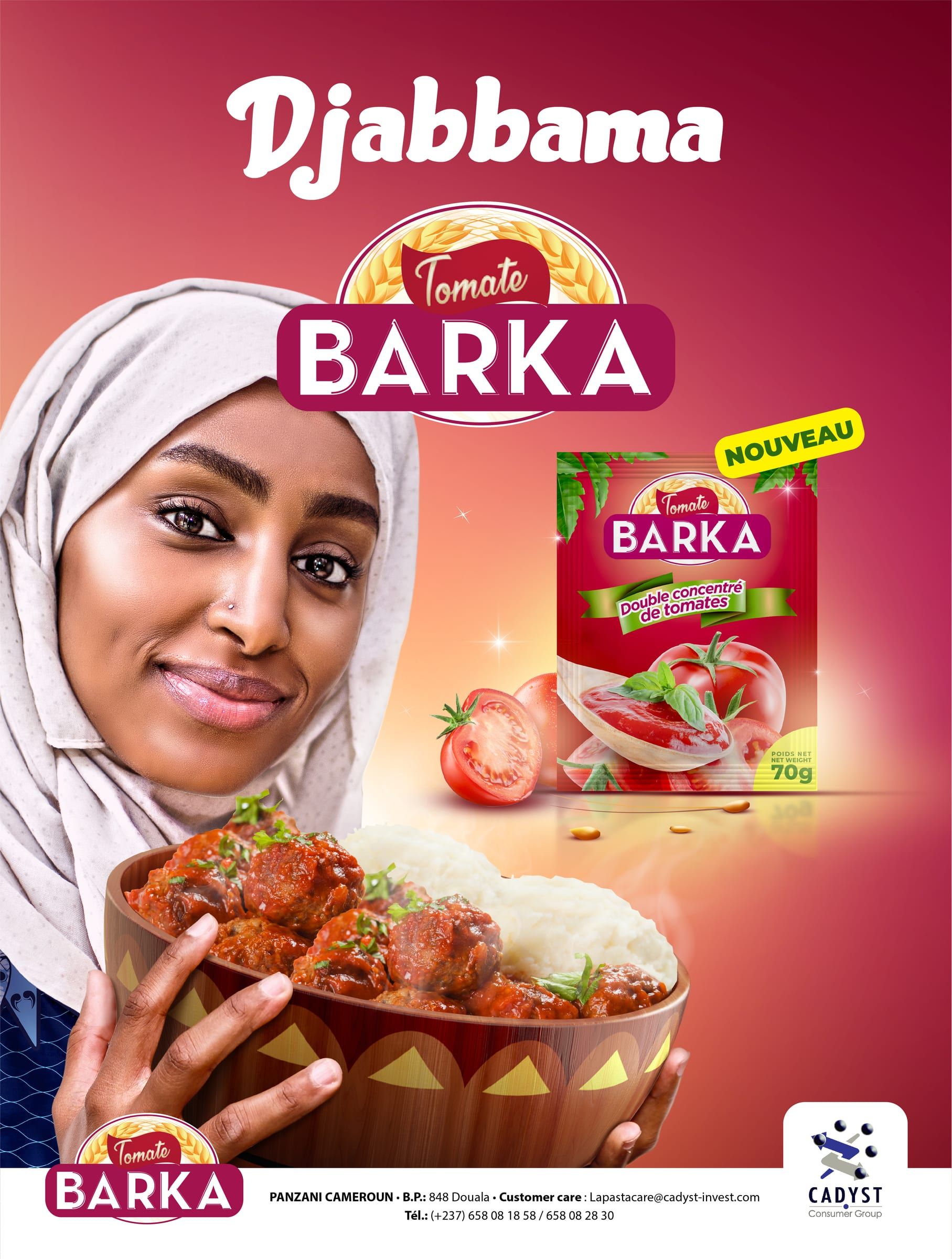 Affichette Barka « Djabbama » : une jeune femme voilée présente un plat en sauce tomate à côté du nouveau sachet de double concentré de tomates Barka.